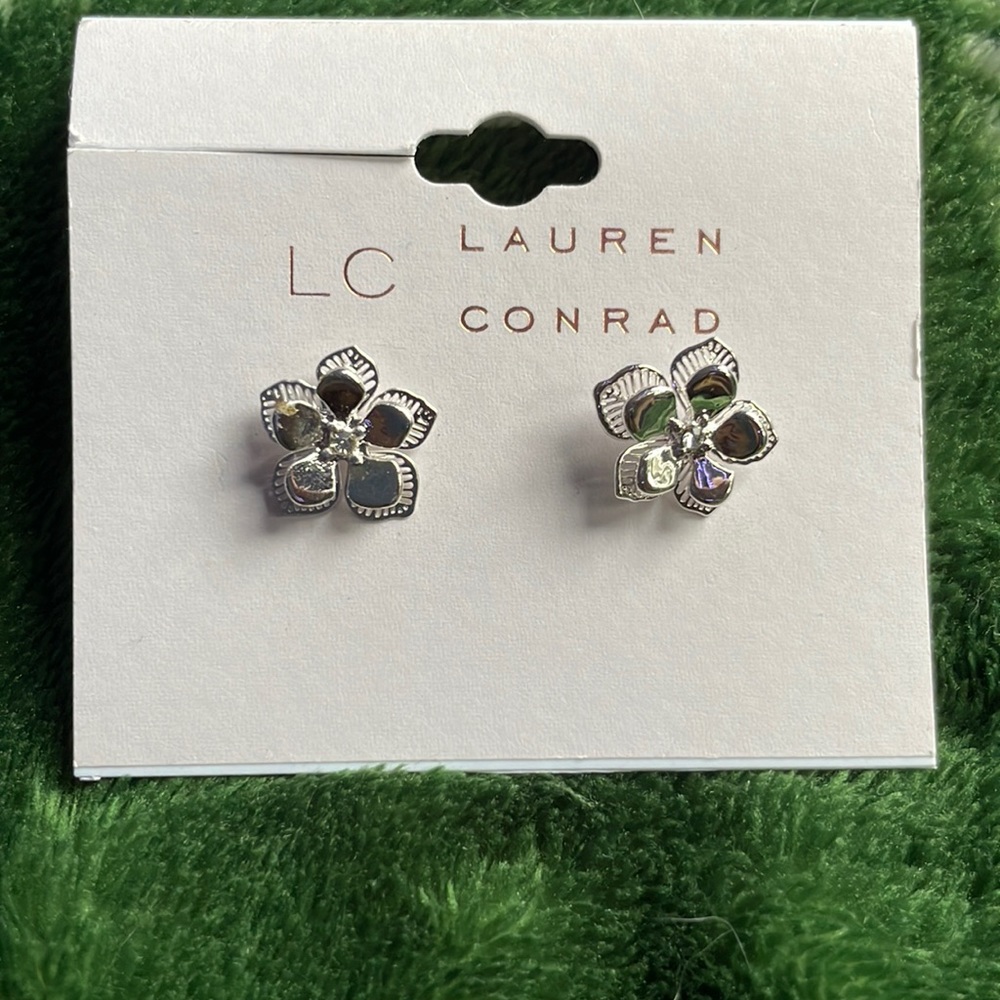 lauren conrad flower earrings